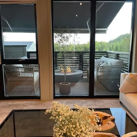 Lekkert Rekkehus Med Peis Сasa de vacaciones